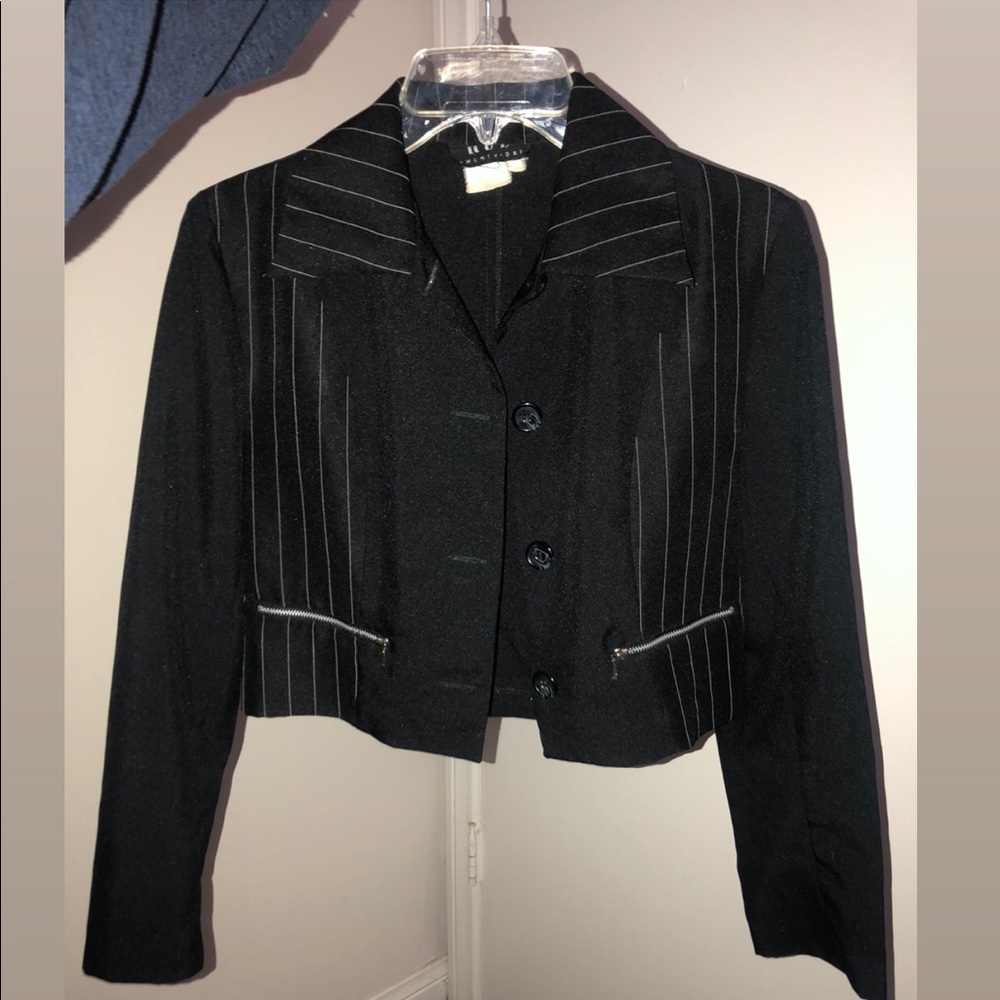 Jacket - Picture 2 of 10